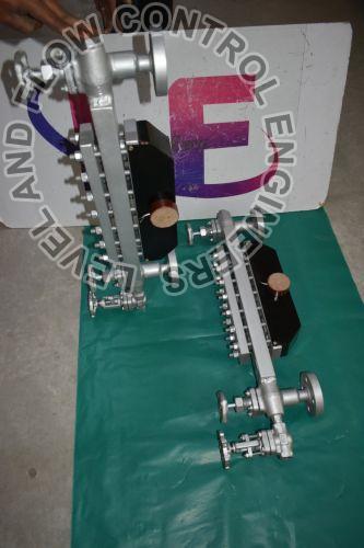 Transparent Level Gauge with Illuminator