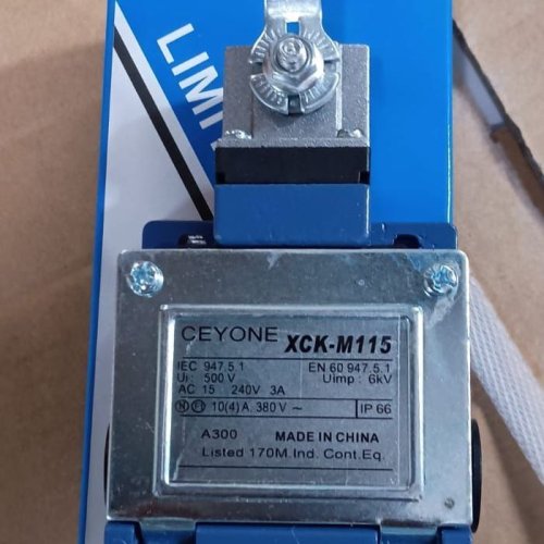 Ceyone XCK-M115 Limit Switch