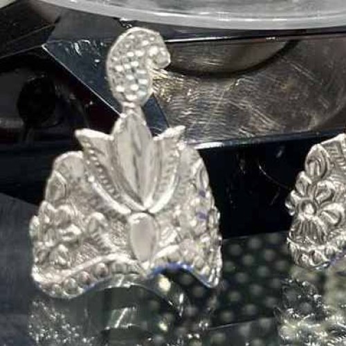Designer Silver Mukut