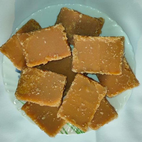 Elaichi Mixed Jaggery Cubes