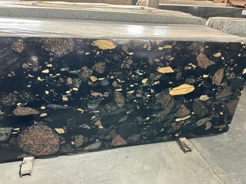 Pebble Mix Granite Stone Slab