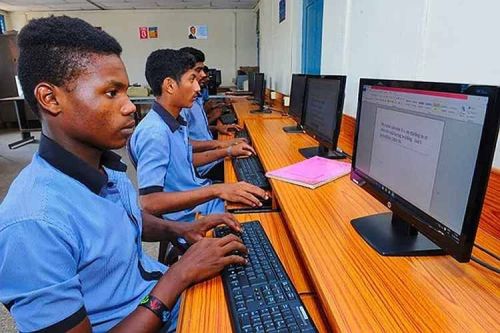 Skilled Computer Operator Office Staff Service