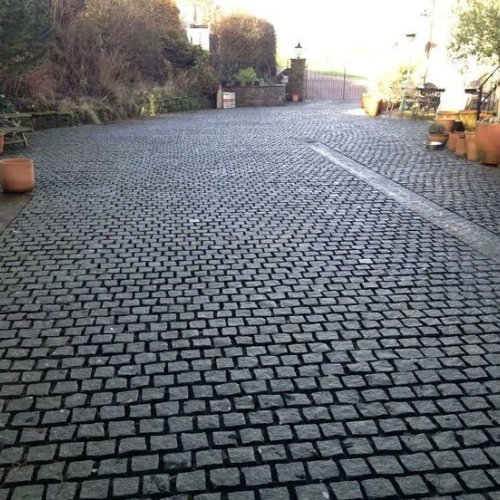 Natural Black Cobblestone Paving Stone