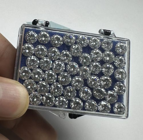 Natural Round Brilliant Loose Diamond