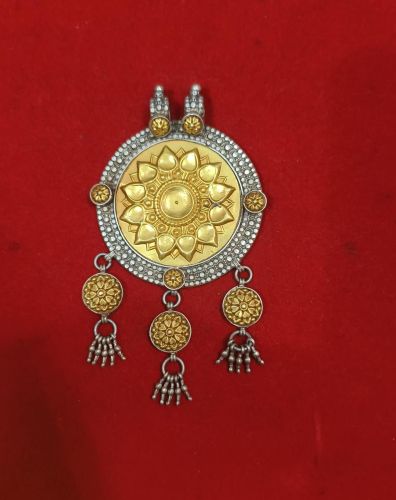 Traditional Round Gold Plated 925 Silver Pendant