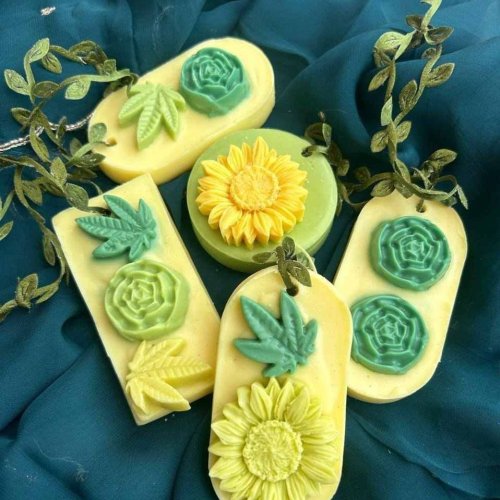 Lemongrass Scented Candle