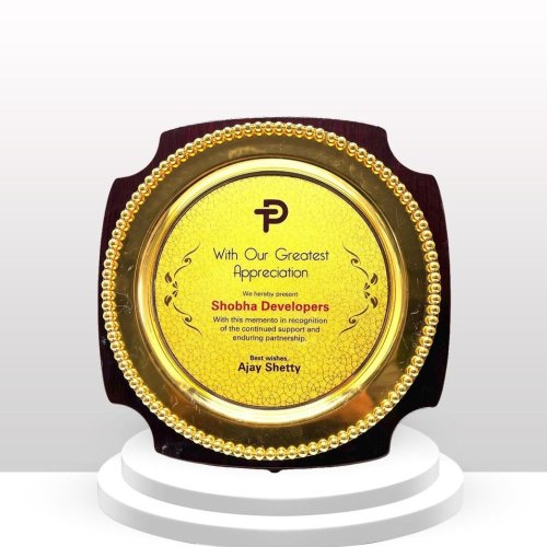 Classic Golden Appreciation Memento Plaque