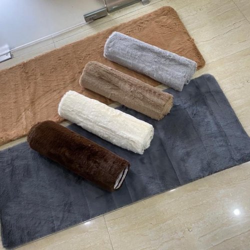 Multi Color Woollen Blend Rabbit Fur Runner Multi Color Woollen Blend Rabbit Fur Runner