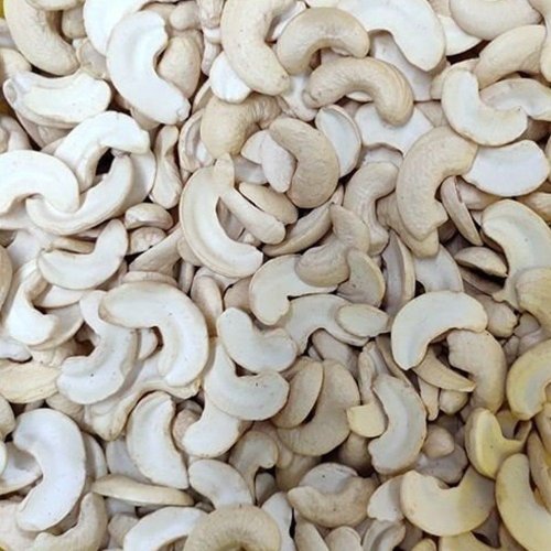 S240 Split Cashew Nuts