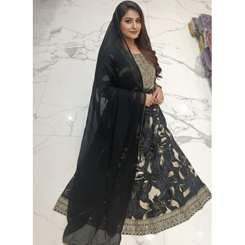 Ladies Black Embroidered Ethnic Kurta Set with Dupatta