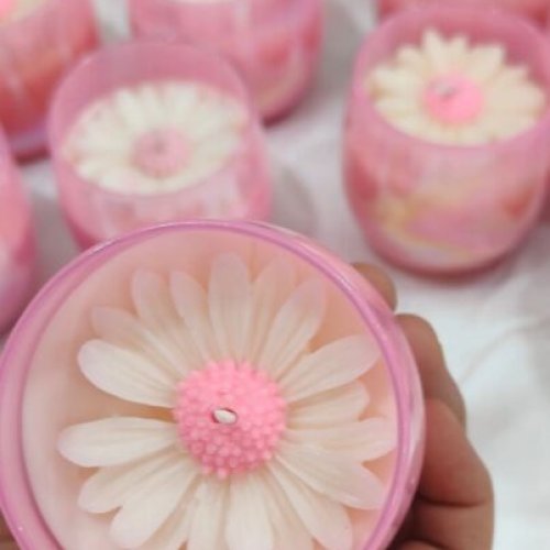 Daisy Glass Jar Candle