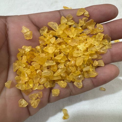 Light Yellow Quartz Chips