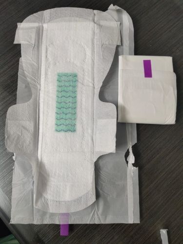 Stay Light Tri Fold 330 Mm Ultra Thin Sanitary Pad