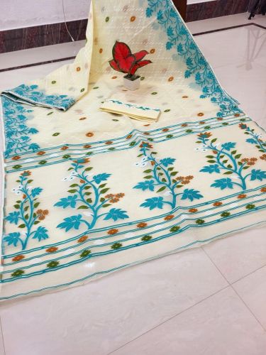 Cotton Muslin Jamdani Saree with Floral Motifs