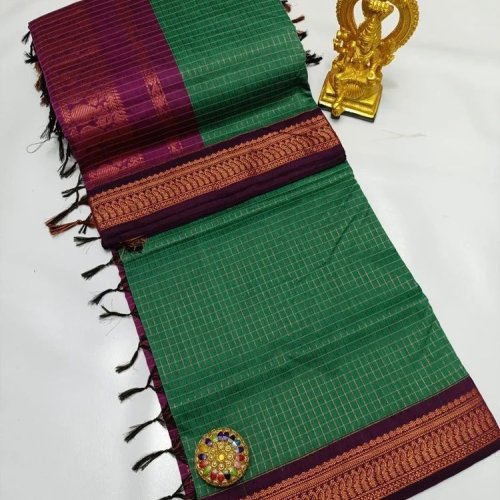 Elegant Green Cotton Saree with Classic Checked Pattern