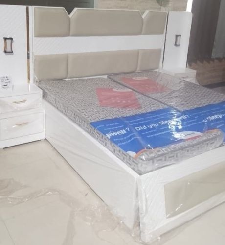 6 X 6 Feet Wooden Double Bed