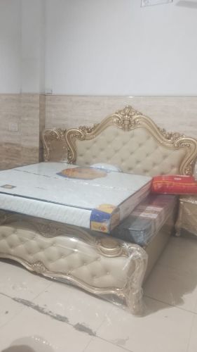 Maharaja Wooden Bed