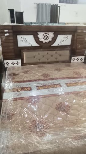 Platform Wooden Bed with Designer Side Counter