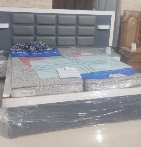 Wooden Platform Bed