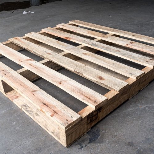 Rectangular Pinewood Pallet