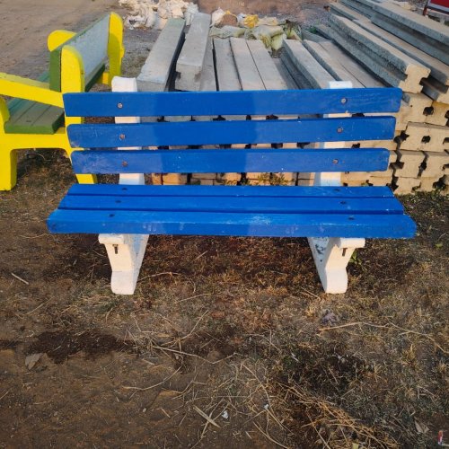 4 Seater RCC Railway Bench