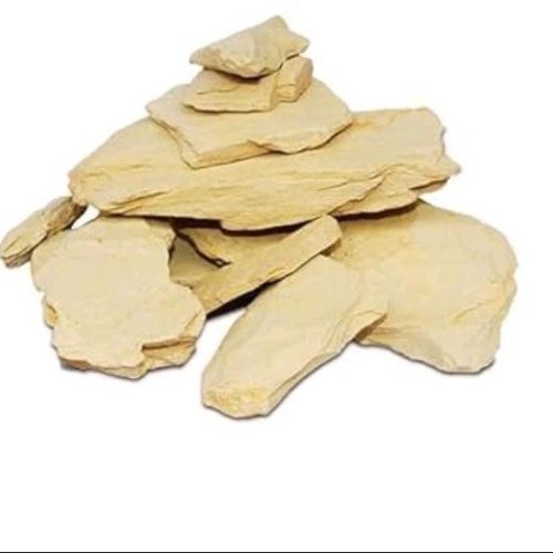 Raw Multani Mitti Lumps