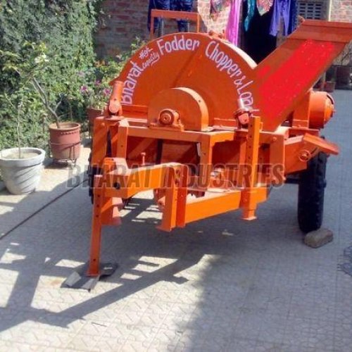 Chaff Cutter Tractor Drown