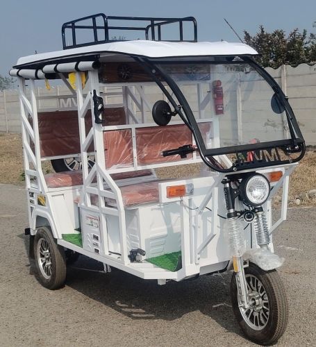 White E-Rickshaw
