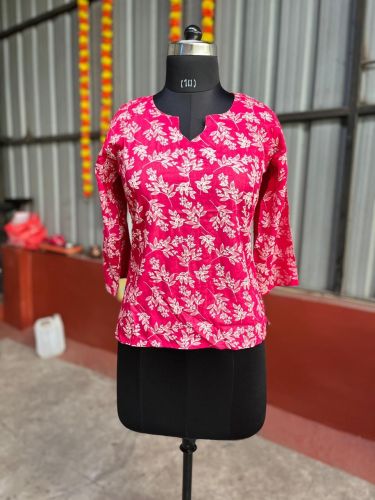 Pink Floral Printed Ladies Kurti