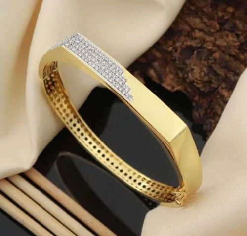 18K Yellow Gold Diamond Men Kada