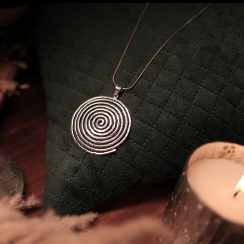 92.5 Sterling Silver Spiral Necklace