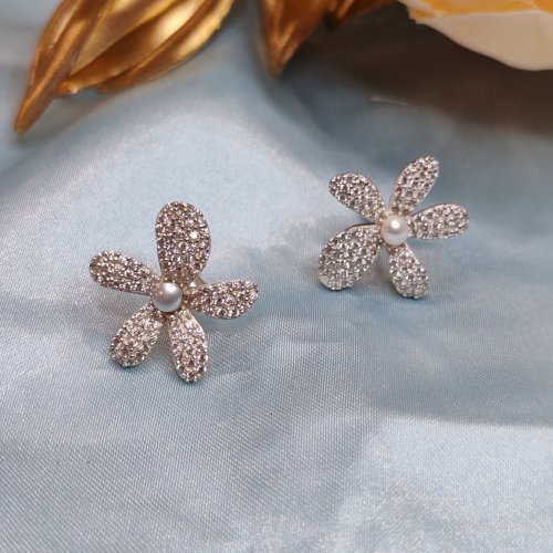 Five Petals Flower Earring