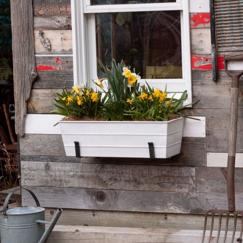 17 Inch Rectangle White Window Planter