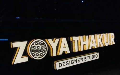 Golden Glitter LED Acrylic Channel Letter Boutique Sign Board