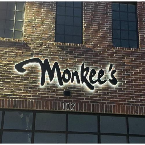 Outdoor LED Halo Lit Acrylic Channel Letter Shop Sign Board