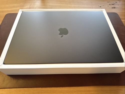 Black New Apple Macbook PRO