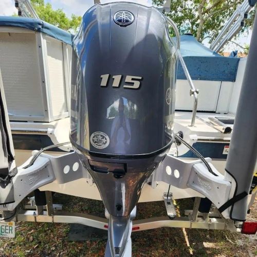 115HP Yamaha 4 Stroke Outboard Engine