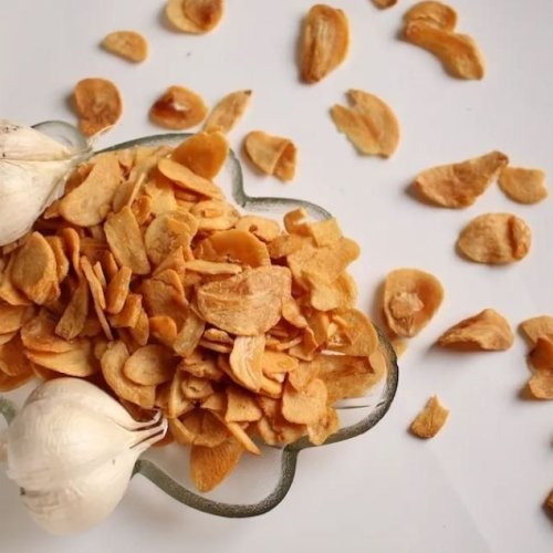 Fried Garlic Flakes