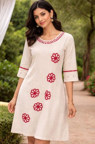 Ladies Floral Embroidered Cotton Kurti