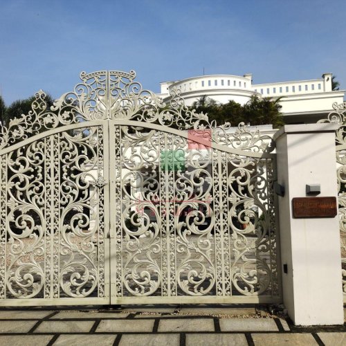 Cast Aluminium Gate Fabricator