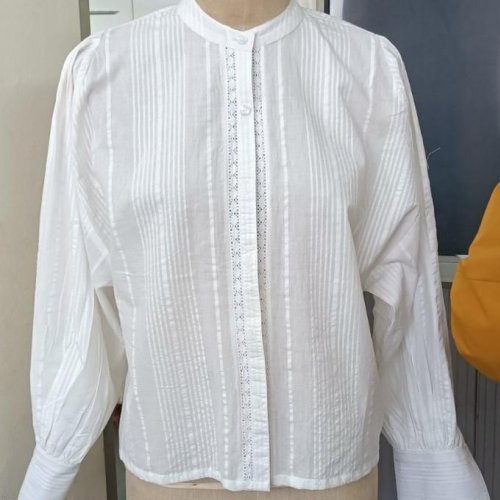 Ladies Casual Wear White Cotton Shirt
