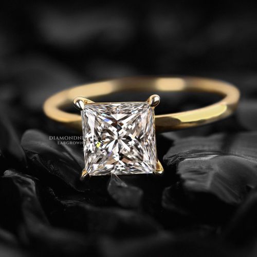 Princess Cut Diamond Engagement Ring