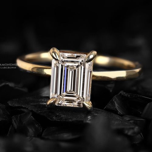 Emerald Cut Diamond Engagement Ring