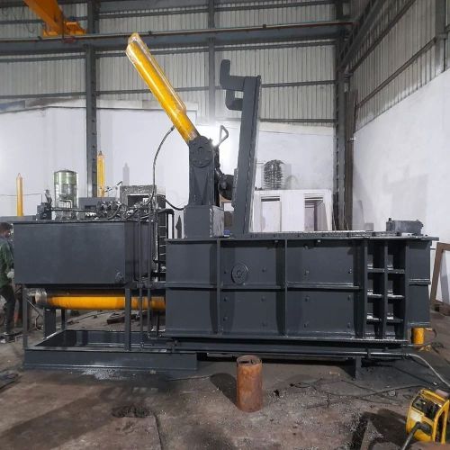 Horizontal Scrap Baling Machine