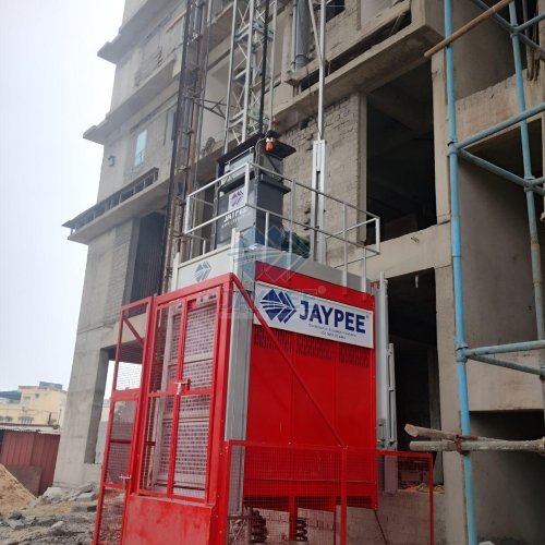 Jaypee Passenger Hoist