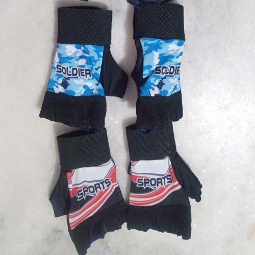 Sports Gloves