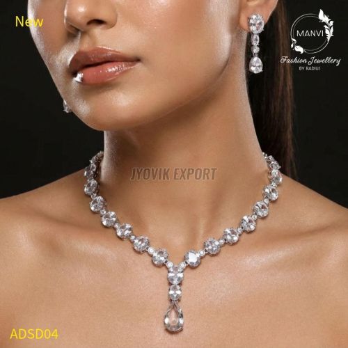 Modern Diamond Necklace Set