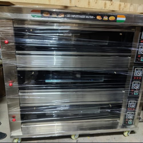 Three Deck Commercial Kitchen Oven