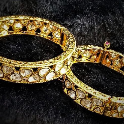 Kundan Style Gold Finish Stone Bangles