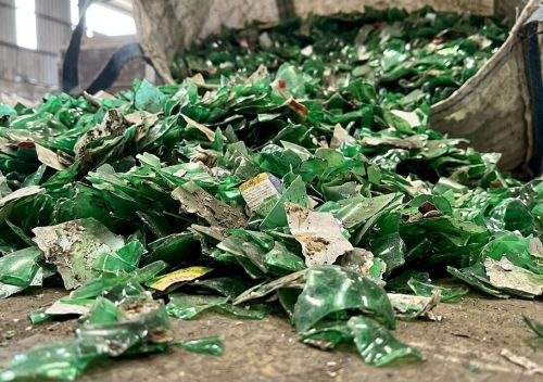 Green Unwashed PET Bottle Flakes